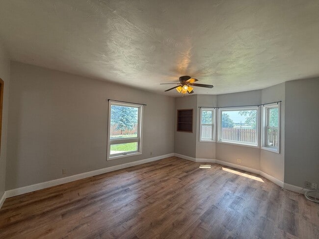Photo - Country Property!