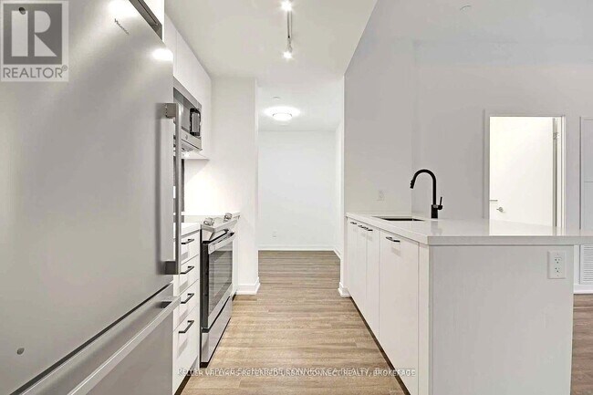 Photo - 1808 St Clair Ave W Unit 608