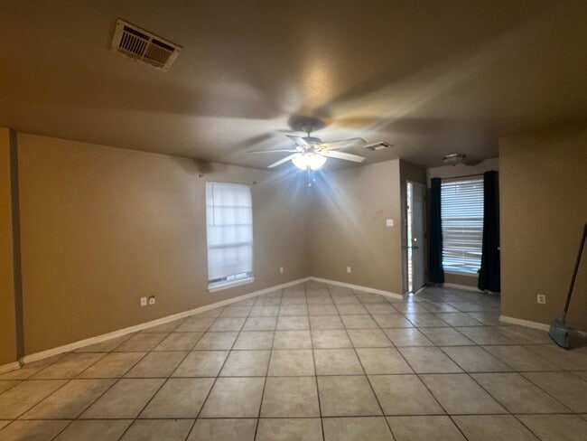 8508 Valor Dr Unit 8508