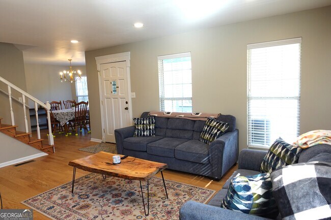 Photo - 1333 Holliday Dr