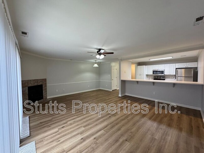 Photo - 401 Sheridan Ave Condo Unit B