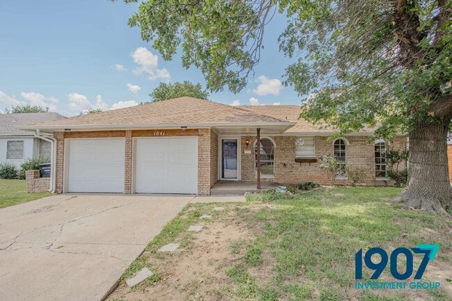 Photo - 1041 SW 2nd St