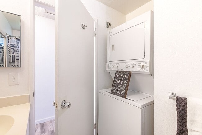 Photo - Lovely Waikele Home with Ocean View Lanai Unidad Fairway Village in Waikele