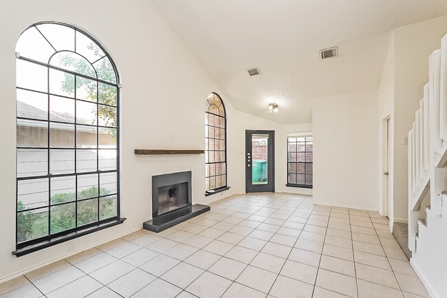 Photo - 3430 Vandyke Dr