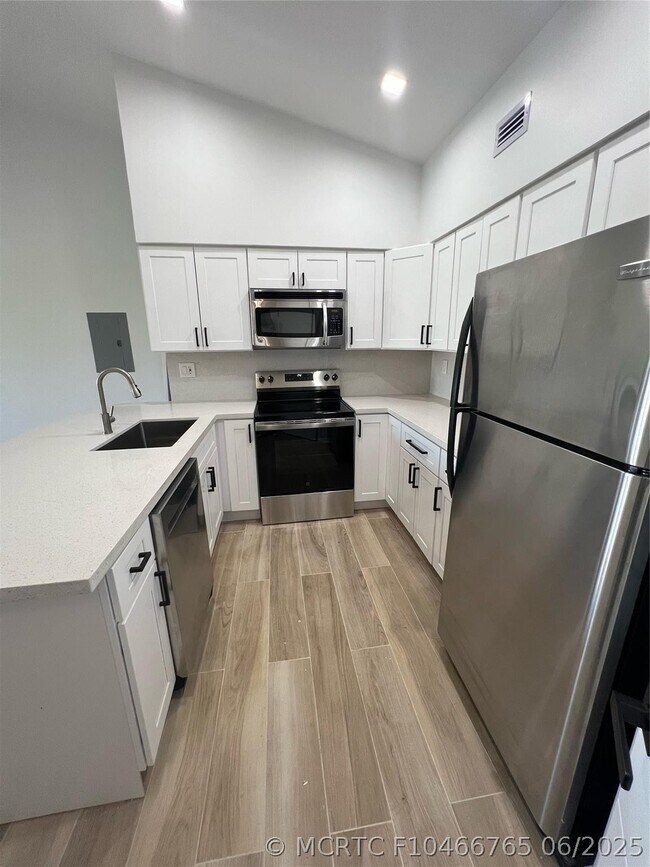 Photo - 2550 SW 18th Terrace Unit 1810