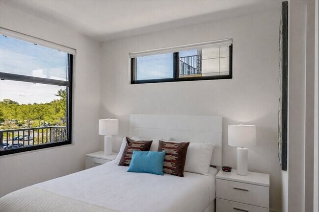 365 Terhune Rd Unit SI ID1400064P