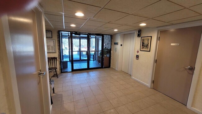 Photo - 4310 Dolphin Ave Unidad 4310