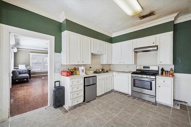 Photo - 1450 Mesquite St