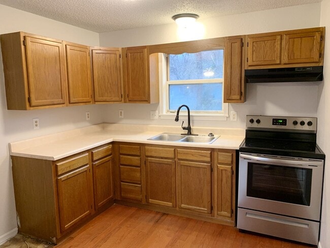 Photo - For Rent...4404 Wabash, Granite City