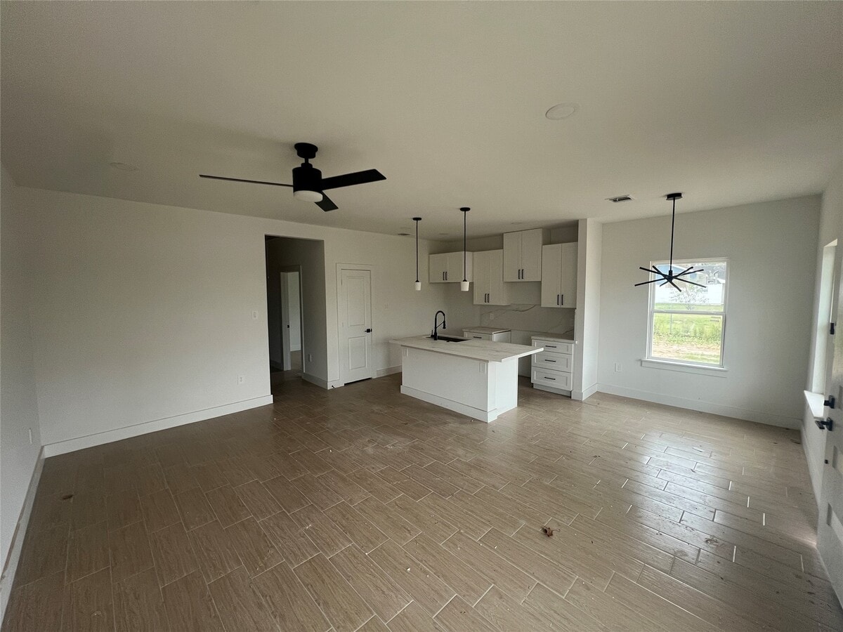 Photo - 5710 Delmack St