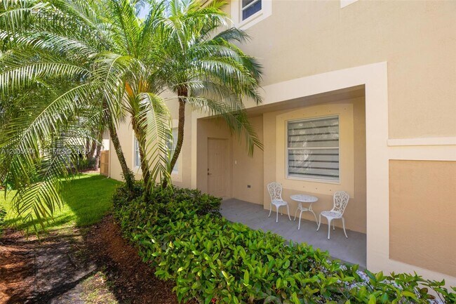 Photo - 2143 Hacienda Terrace