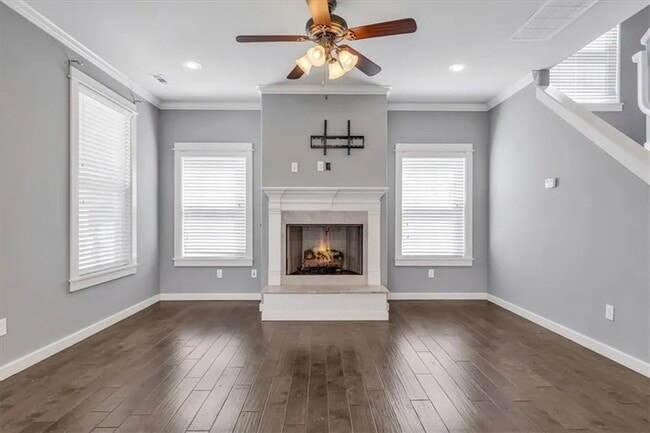 Photo - 1736 S 39th Pl