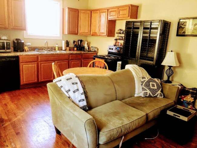 1624 16th Ave S Unit 2