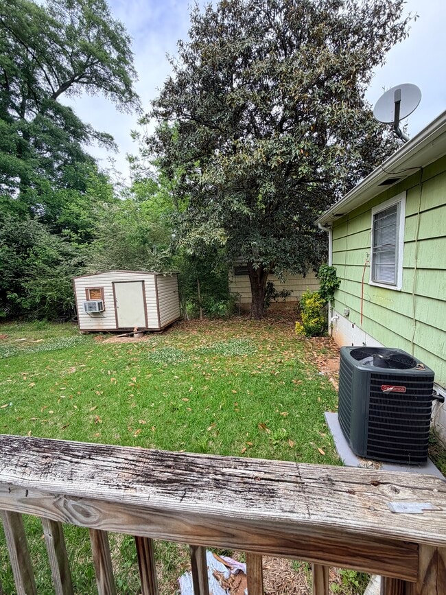 Photo - 1624 Mims St SW