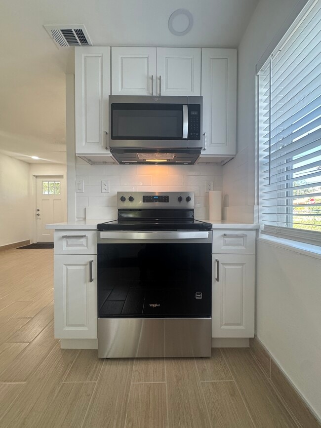 Photo - 6704 S Faul St