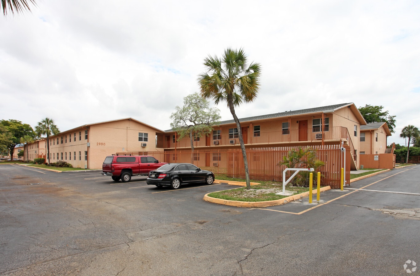 Photo - Broward Gardens