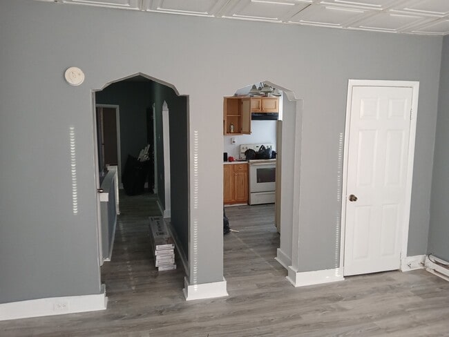 Building Photo - 3719 L St Unit 1