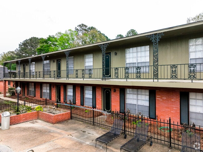 The Briars Apartments