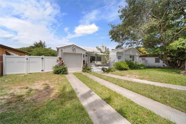 Photo - 1625 Hollywood Blvd Unidad 1