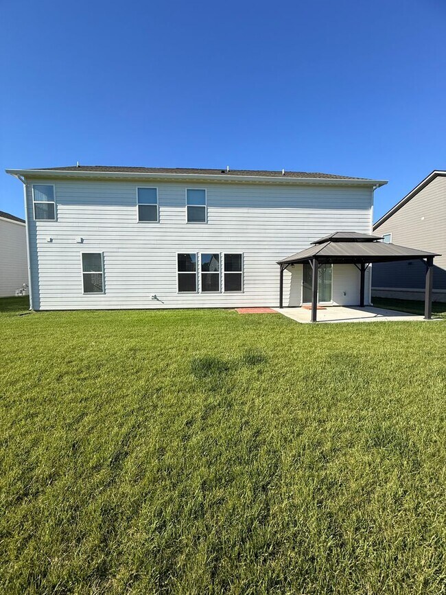 Photo - 1046 Elmwood Ln
