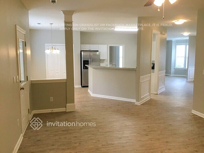 Photo - 3643 Aberdeen Way