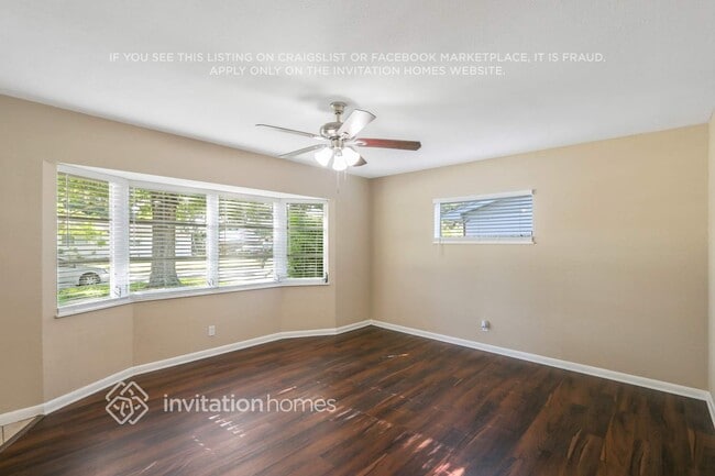 Photo - 11298 92nd St N