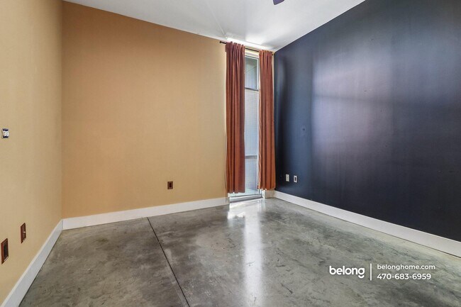Photo - 89 Mangum St SW Unidad 216