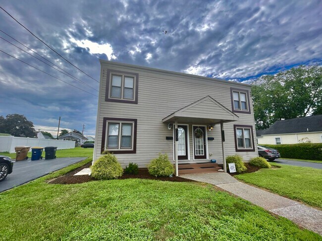 Charming 2-Bedroom Rental Home in Milford ... - Charming 2-Bedroom Rental Home in Milford ...