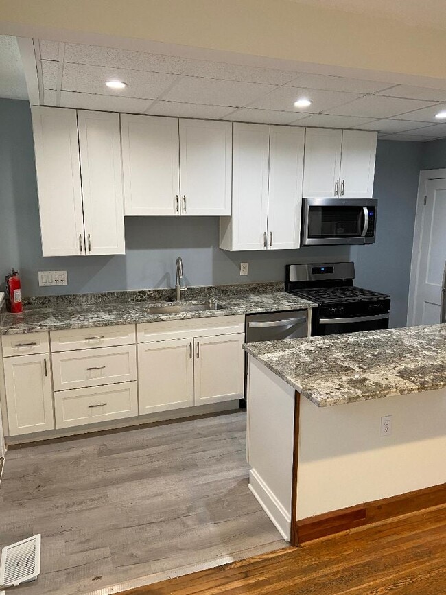 Photo - 472 E Maynard Ave