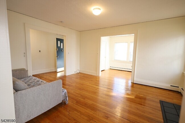 Photo - 15 Edgar St Unit 2A