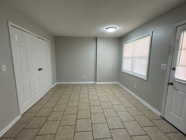 Photo - 37 Brianfield Dr