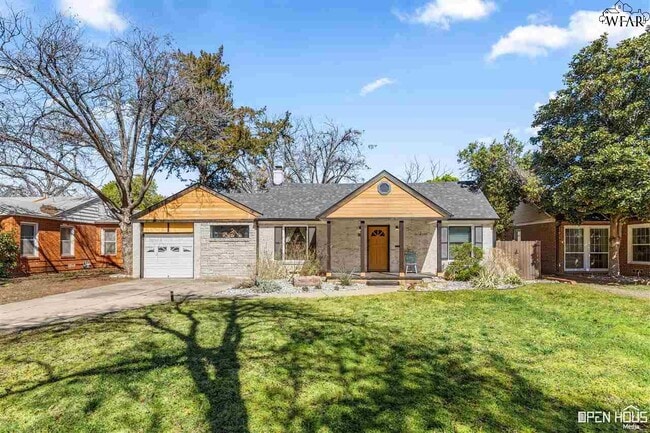 Building Photo - 2402 Ellingham Rental