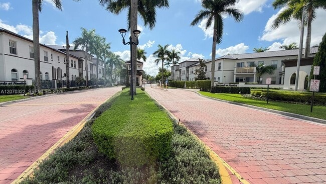 Photo - 4435 SW 160th Ave Unidad 210