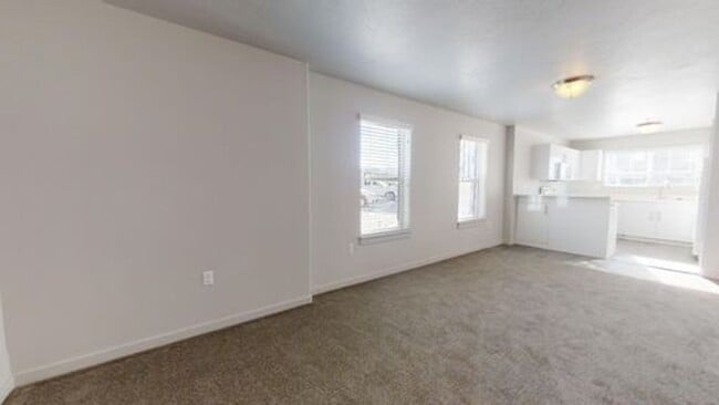Photo - 2 BED 1 BATH CONDO ON THE GROUND FLOOR