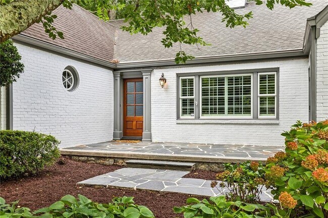 Photo - 2684 Birchwood Dr NE