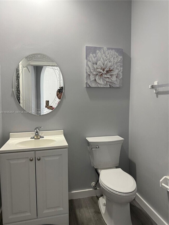 Photo - 1271 NE 40th Rd