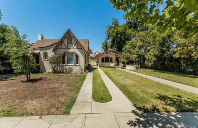 Photo - 2211 N Van Ness Blvd