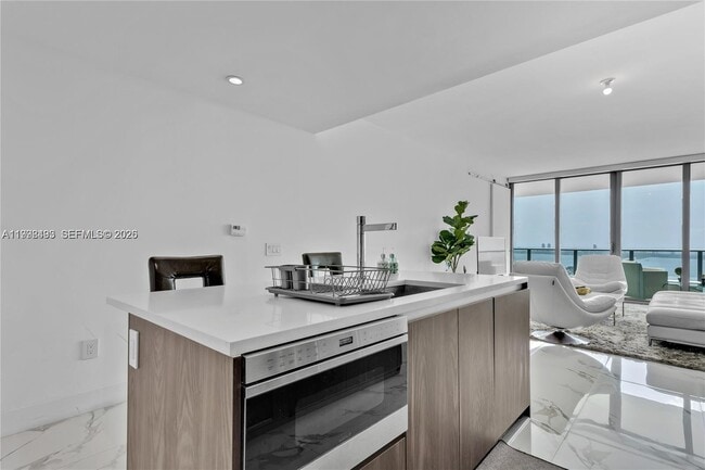 Photo - 3131 NE 7th Ave Unidad 4202