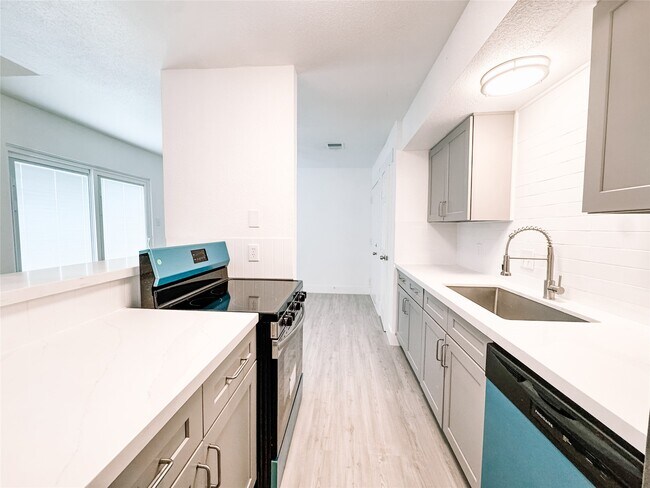 Photo - 12524 Pebblestone St