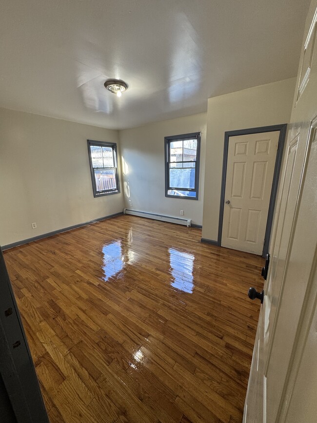 Photo - 154 Clarence St Unit 2