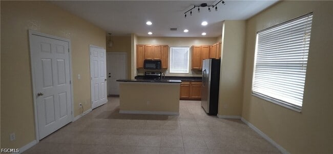 Photo - 391 Shadow Lakes Dr
