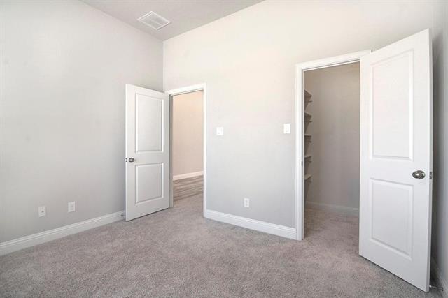Photo - 2417 Griffith Park Dr