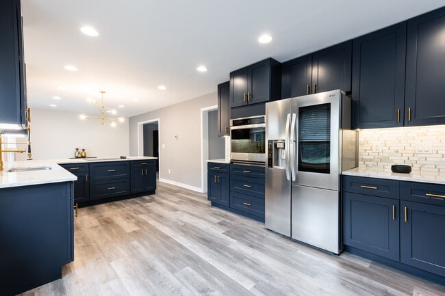 Photo - 111 Belmont Dr