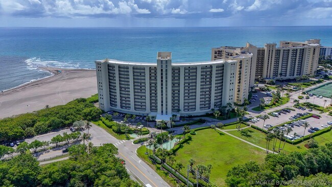 Building Photo - 400 Ocean Trail Way Unit 408