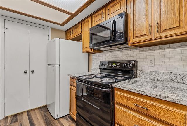 Photo - 925 Signal Ridge Pl