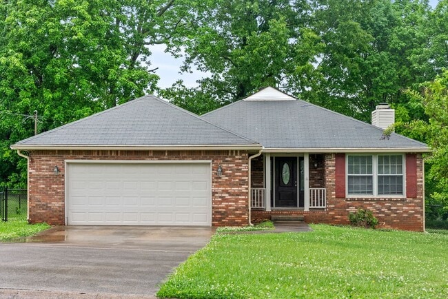 Building Photo - 735 Cayce Dr