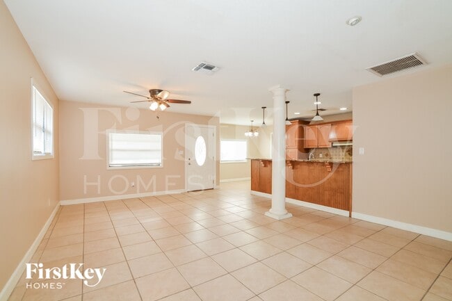 Photo - 10070 Harris Ave