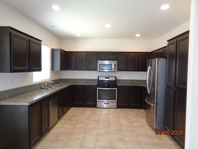 Photo - Beautiful 2 Story Home in the Rosamond Frontier Homes Development