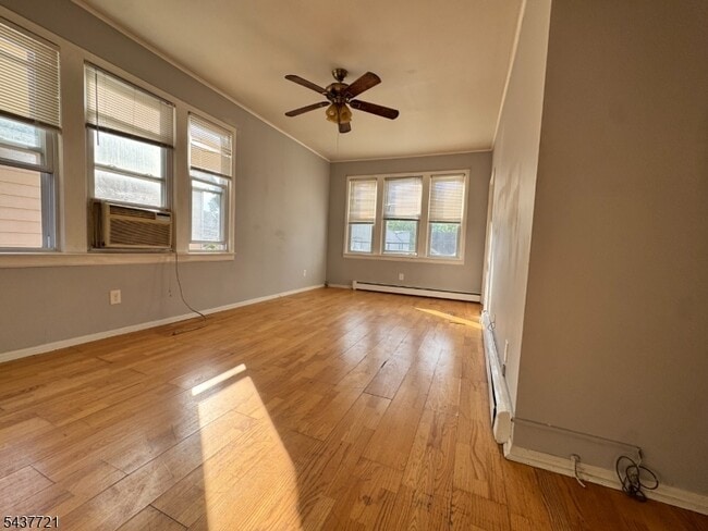 114 W 17th St