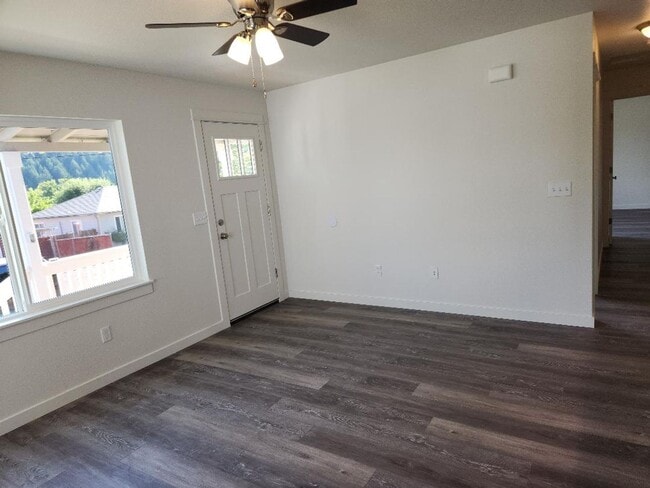 Photo - 3bedroom 2bath House